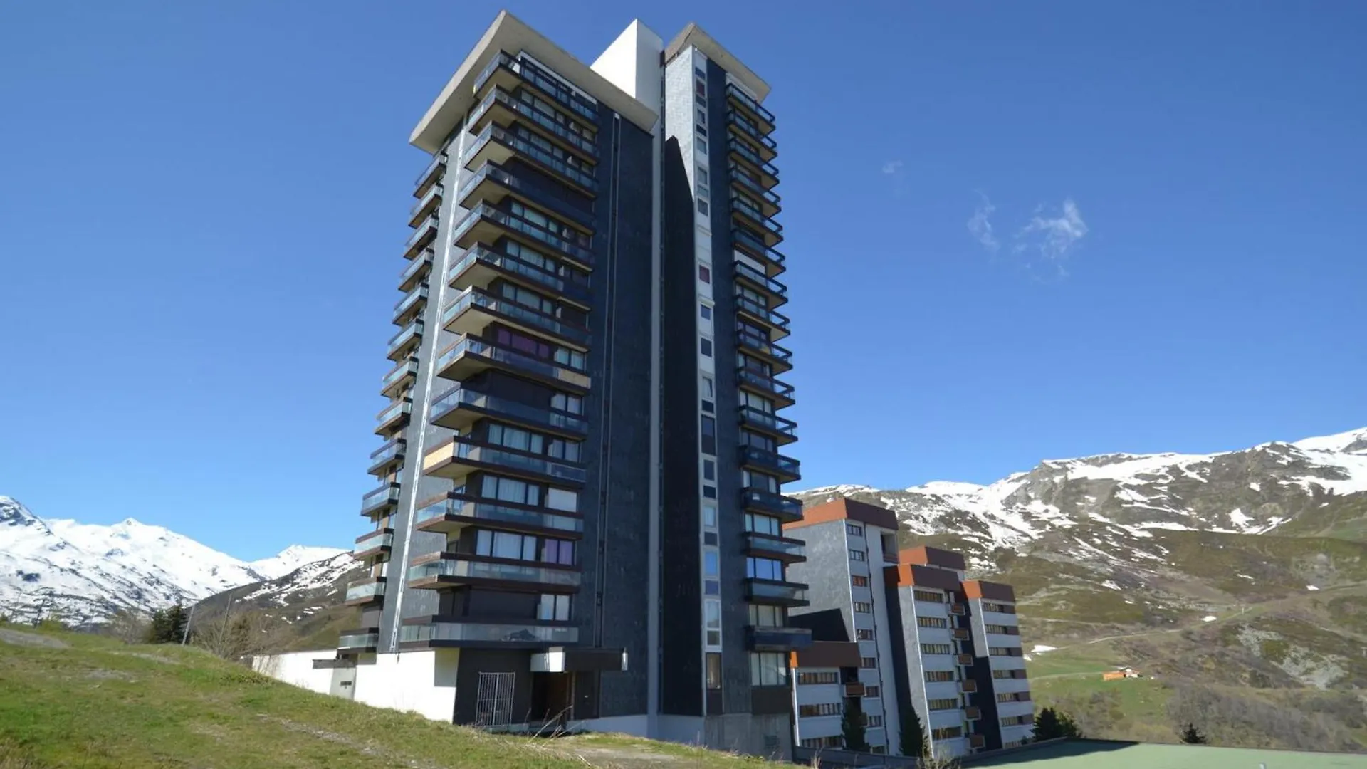 アパート サン・マルタン・ド・ベルヴィルStudio Economique 13M² Pour 2 Personnes Au Pied Des Pistes, Croisette, Les Menuires - Fr-1-452-285アパートメント